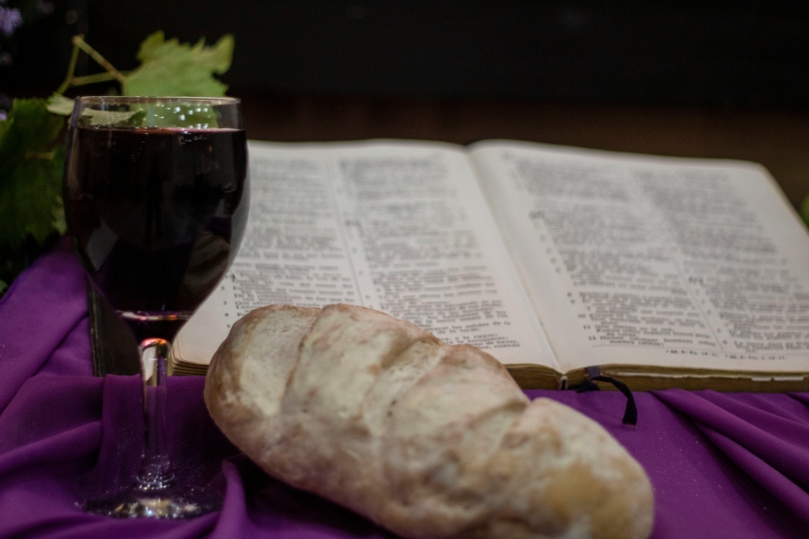 Bread and wine with Bible